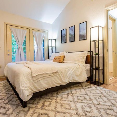 גטלינבורג Lodge G Sasquatch Lodges Sleeps 13 מראה חיצוני תמונה
